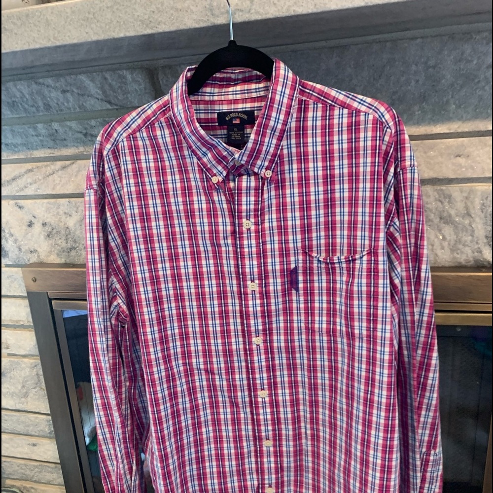 Men’s long sleeve button up